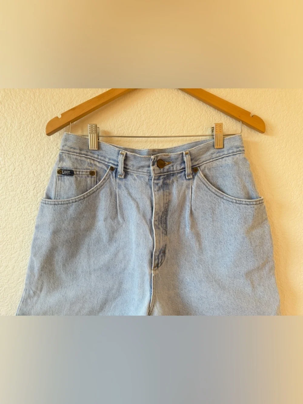 Lee Vintage Light Blue High-Rise Denim Jean Shorts Women’s size 29 - Picture 3 of 9